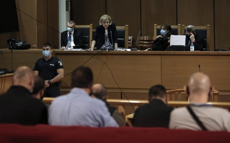 Ισόβια στον Ρουπακιά, 13 έτη κάθειρξη στη διευθυντική ομάδα της Χ.Α. προτείνει η εισαγγελέας