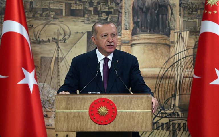 Νέες απειλές Ερντογάν: «Η Τουρκία θα δώσει στην Ελλάδα την απάντηση που της αξίζει»