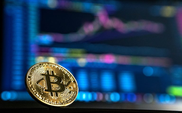 Bitcoin: Το ξέφρενο ράλι και οι προβλέψεις για άλμα στα… 300.000 δολάρια