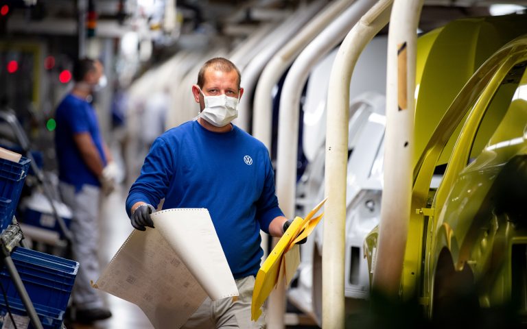 Το τέλος του οικονομικού θαύματος; Η Γερμανία ξεμένει από εργαζόμενους