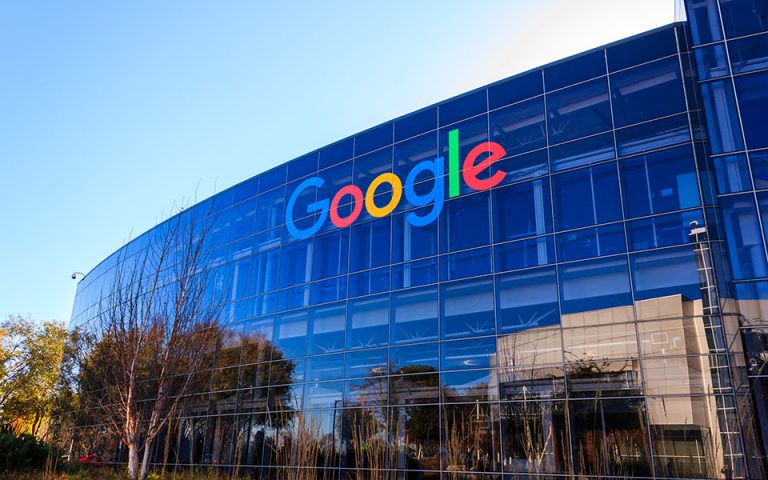 Google: Ενισχύει τα όπλα κατά της παραπληροφόρησης στις ΗΠΑ