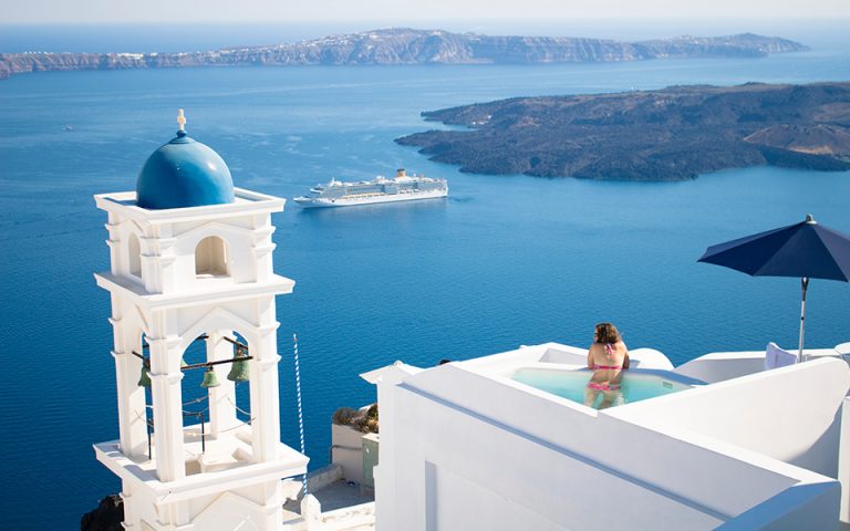 Οι tour operators «βλέπουν» Ελλάδα για το καλοκαίρι
