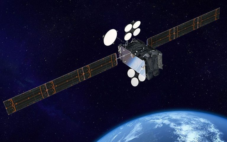 Η Γαλλία θα πουλήσει 2 δορυφόρους παρατήρησης στην Πολωνία