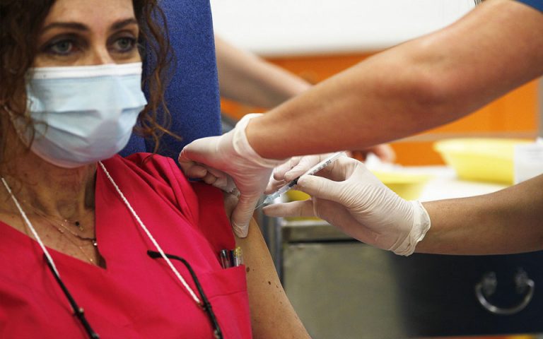 Από αύριο οι εμβολιασμοί σε 4 νοσοκομεία της περιφέρειας