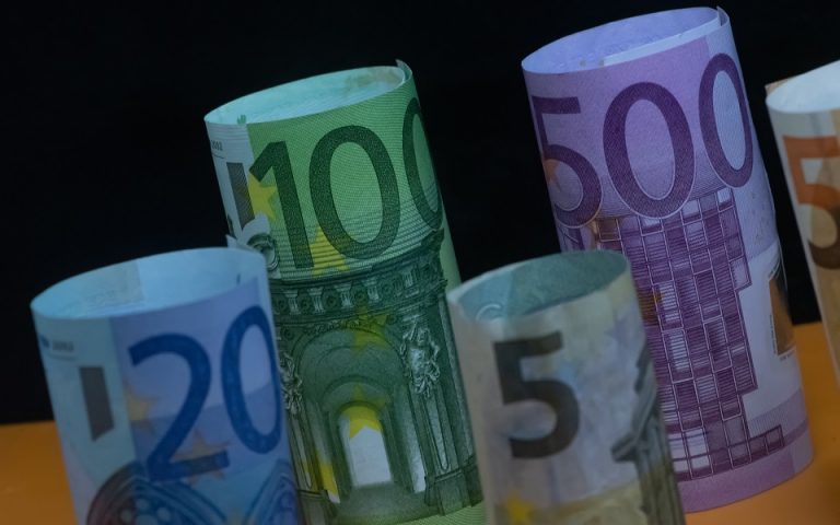 Γιατί είναι ανάρπαστα τα χαρτονομίσματα των 500 ευρώ