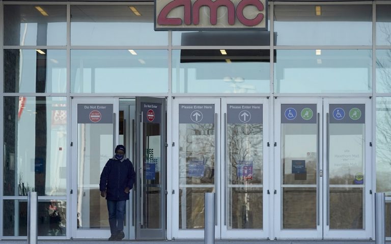 Γιατί η μετοχή της AMC κάνει «άλμα» 35%