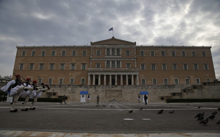 Αγοράζει ελληνικά ομόλογα η JP Morgan