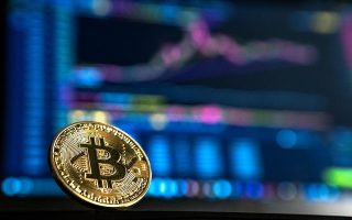 Υπό διωγμό τα crypto: H Νέα Υόρκη απαγορεύει την εξόρυξη bitcoin 