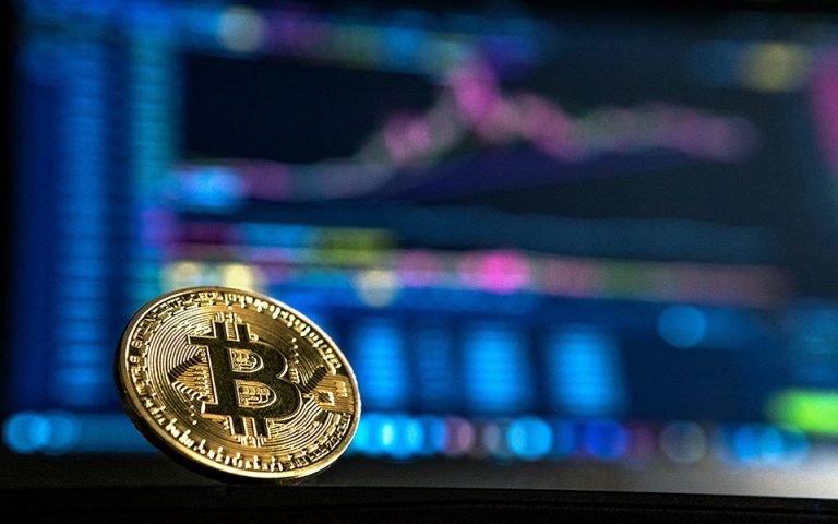 Bitcoin: Ανάκαμψη κοντά στα 37.000 δολάρια