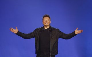 O Elon Musk ο μεγάλος influencer του Bitcoin: Πώς ανεβάζει και κατεβάζει τις τιμές