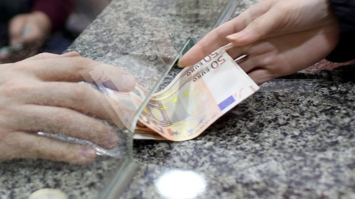 ΔΥΠΑ: Καταβολή 300 ευρώ σε επιπλέον 2.434 μακροχρόνια ανέργους