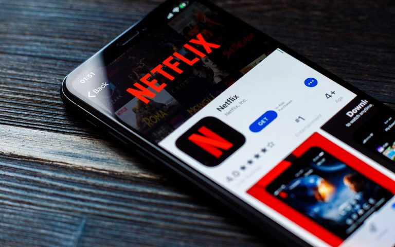 Netflix: Βουτιά άνω του 30% στη Wall Street 