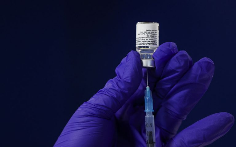 Pfizer: Τουλάχιστον έξι μήνες διαρκεί η προστασία του εμβολίου