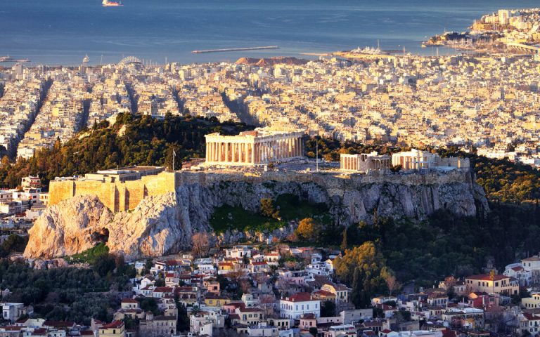 Fitch για Ελλάδα: Πώς θα έρθει η αναπτυξιακή έκρηξη του 7,6%