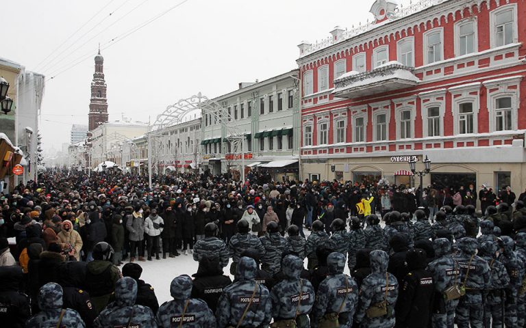 Μπαράζ συλλήψεων στη Ρωσία σε διαδηλώσεις υπέρ Ναβάλνι