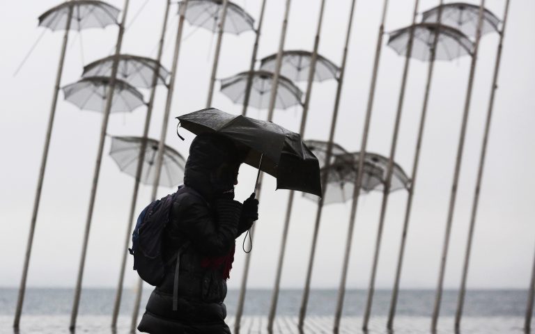 Καιρός: Βροχές και σποραδικές καταιγίδες σε Κρήτη και Δωδεκάνησα – Έως 8 μποφόρ οι άνεμοι στο Αιγαίο