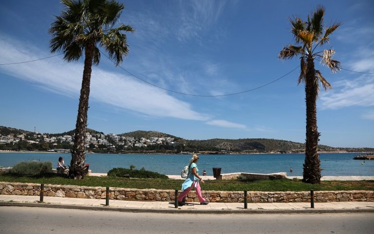 Reuters: Ανοίγει ο τουρισμός στην Ελλάδα από την επόμενη εβδομάδα