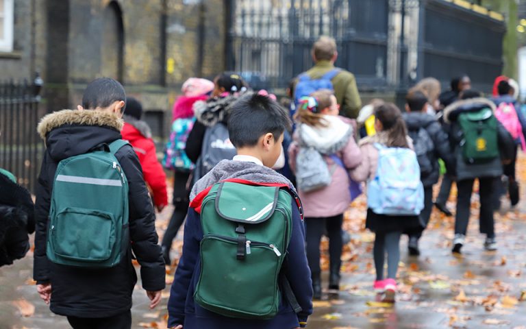 Κλειστά τα δημοτικά σχολεία στο Λονδίνο για 2 εβδομάδες 