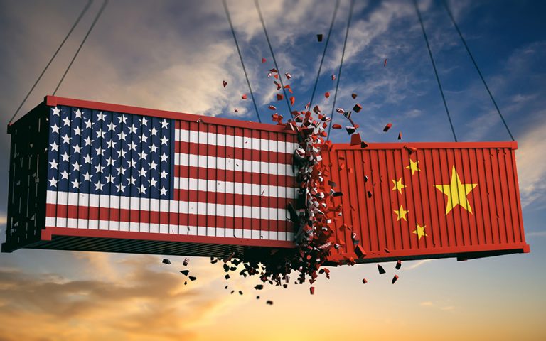 Υπό αναθεώρηση από την κυβέρνηση Μπάιντεν η εμπορική συμφωνία ΗΠΑ – Κίνας 