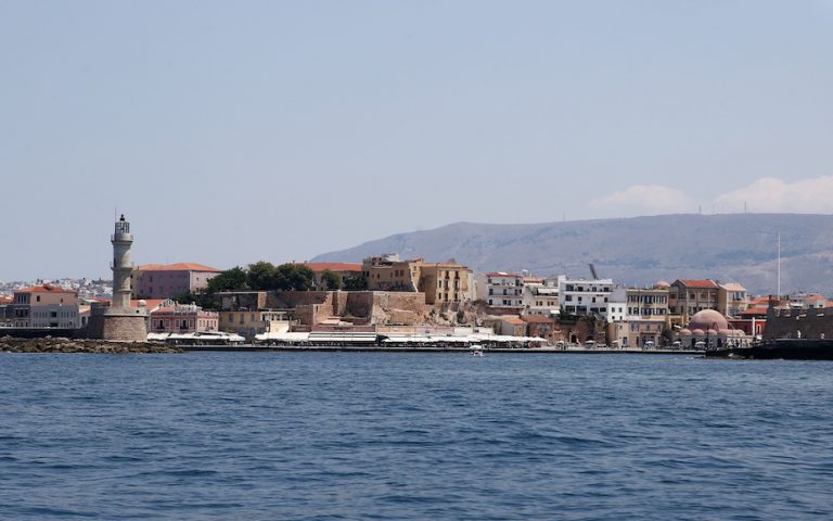 Κρήτη: Στα επίπεδα του 2019 οι φετινές τουριστικές αφίξεις – Προβληματίζει το αυξημένο κόστος