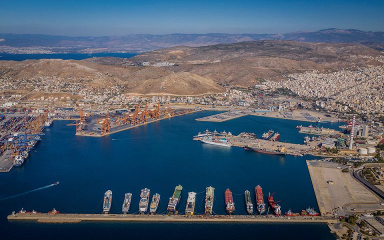 DPort: Καταγγέλλει την κήρυξη νέας απεργίας στο λιμάνι του Πειραιά