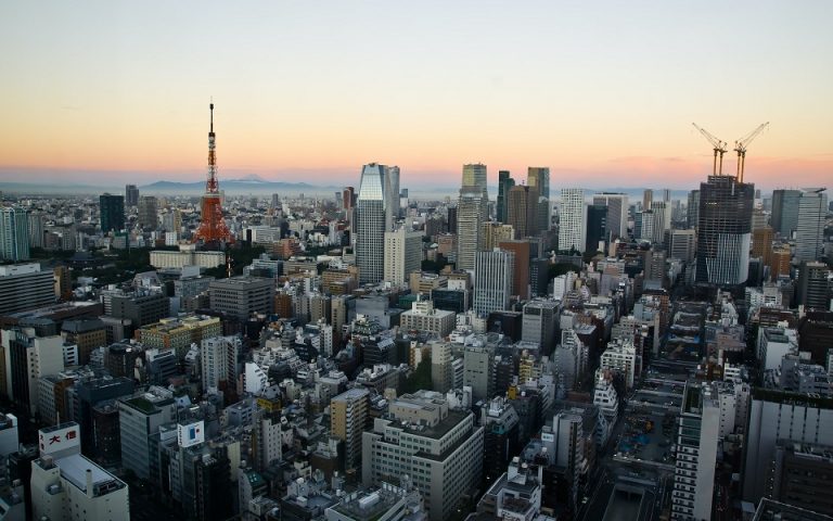 Τόκιο: Προβληματισμός από την άνοδο των κρουσμάτων