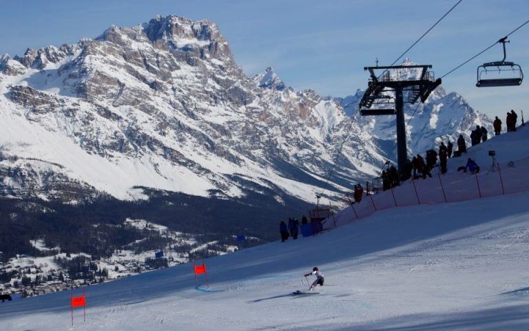 Στον «πάγο» η βιομηχανία του σκι στις ιταλικές και γαλλικές Αλπεις