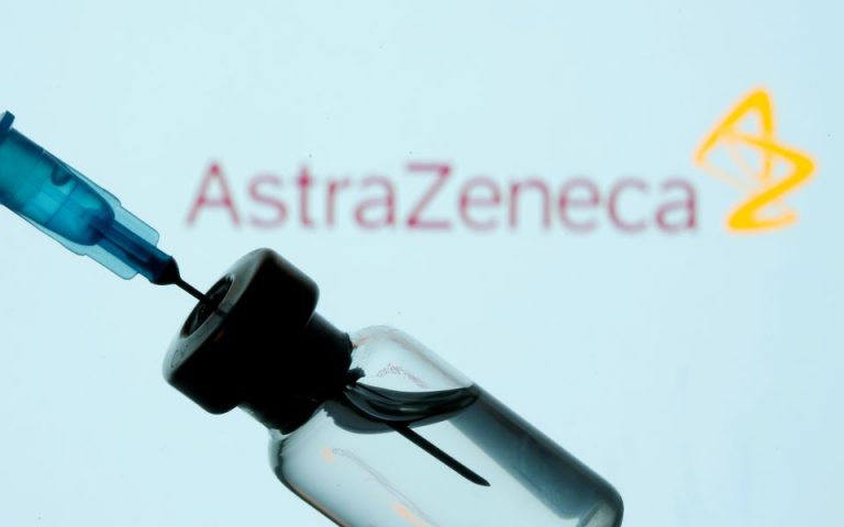 To εμβόλιο της AstraZeneca είναι λιγότερο αποτελεσματικό στη νοτιοαφρικανική μετάλλαξη, σύμφωνα με νέα μελέτη
