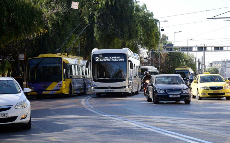 Κ. Καραμανλής: 1.225 λεωφορεία στους δρόμους της Αθήνας