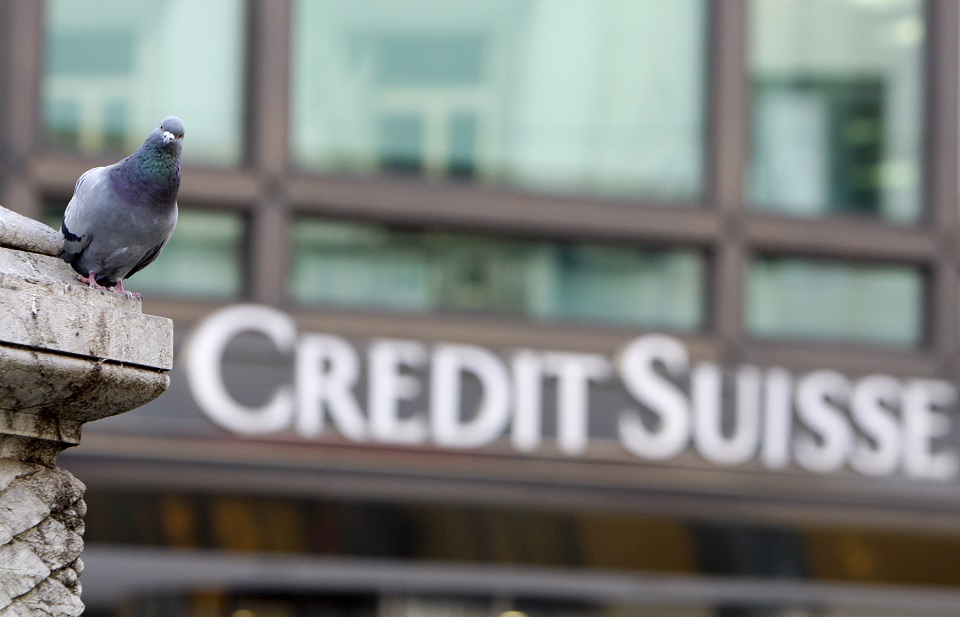Credit Suisse: Υπό κατάρρευση το σχέδιο για την First Boston