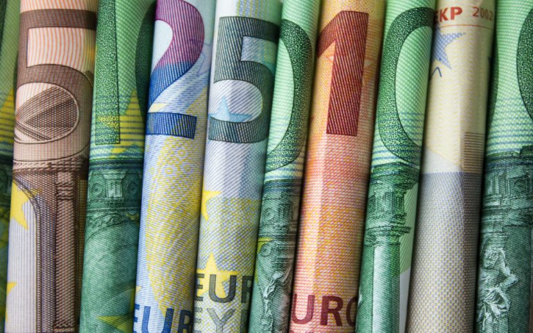 Oμόλογα: «Ασανσέρ» οι αποδόσεις του ευρώ – Εκλεισαν σε υψηλά 3μήνου