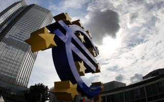 Καμπανάκι οικονομολόγων για Ευρωζώνη: Τι «βλέπουν» για ανεργία και real estate το 2023