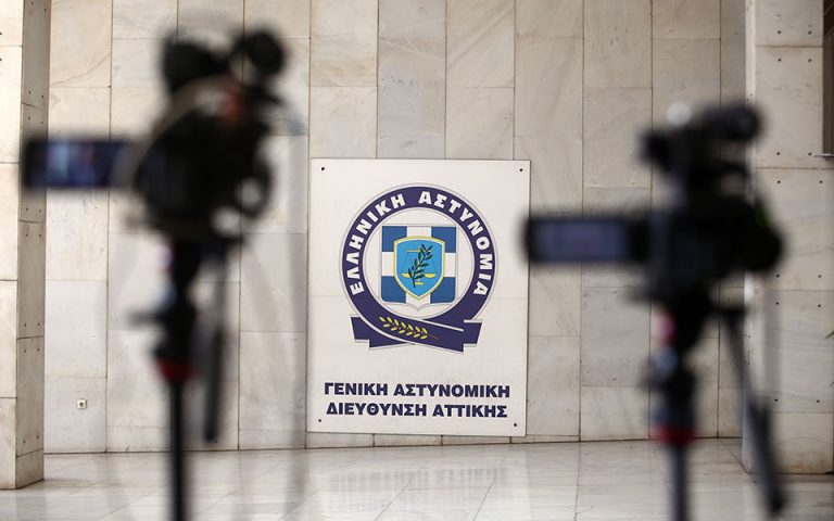 Δικηγόρος Λιγνάδη: «Αρνείται όλα όσα ακούγονται»