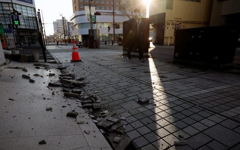 Ιαπωνία: Τουλάχιστον 100 τραυματίες από τα 7,3 Ρίχτερ