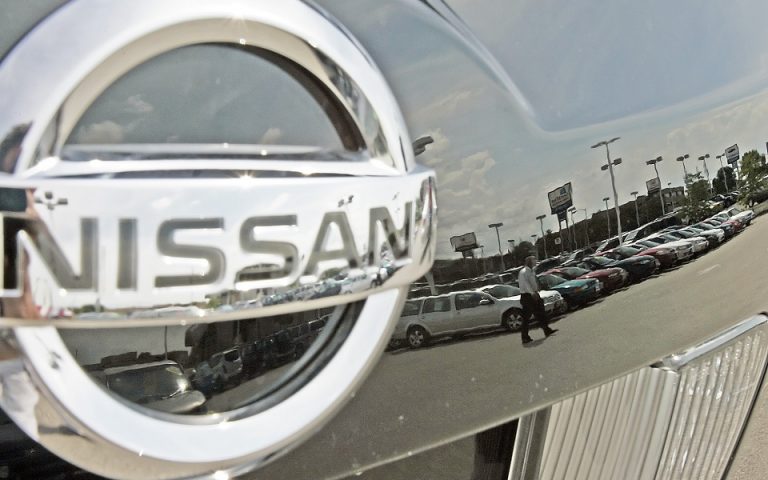 Nissan: 17.6 δισ. δολάρια για στροφή στην ηλεκτροκίνηση