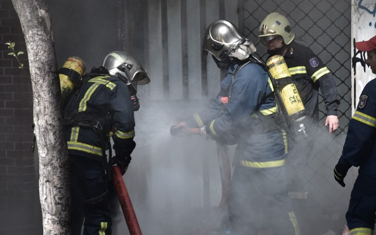 Ασπρόπυργος: Πυρκαγιά σε εργοστάσιο ξυλείας