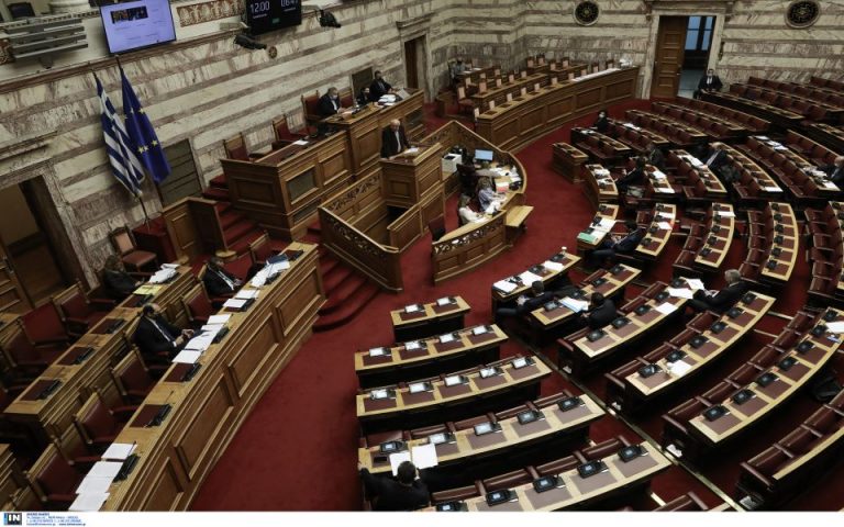 Ψηφίστηκε στη Βουλή το νομοσχέδιο για την απογραφή του 2021 και τις ρυθμίσεις για την αντιμετώπιση των επιπτώσεων της πανδημίας