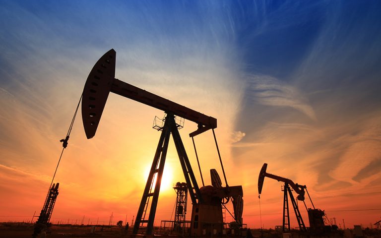 Ανάσα για το πετρέλαιο – Βουτιά άνω του 3,5% στις διεθνείς τιμές