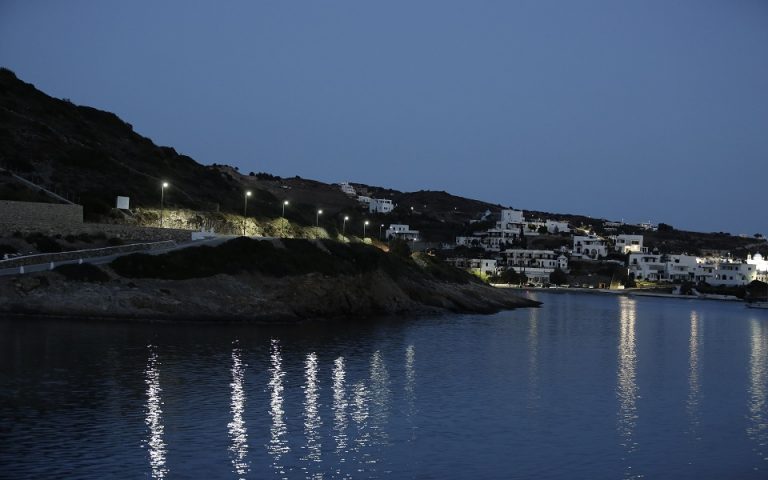 Signify: Ο ηλιακός φωτισμός στους Λειψούς δείχνει το μέλλον της βιώσιμης Ελλάδας