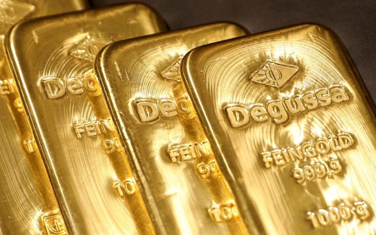 Χρυσός: Σε πτώση άνω του 1% στη «σκιά» του ισχυρού δολαρίου