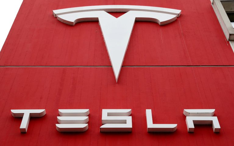 Ark: Νέες ρευστοποιήσεις στην Tesla με πώληση μετοχών αξίας 94 εκατ. δολαρίων