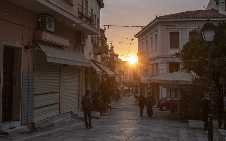 Η πανδημία «λάβωσε» την Αθήνα: Γιατί έχασε 20 θέσεις στις καλύτερες πόλεις για να ζεις