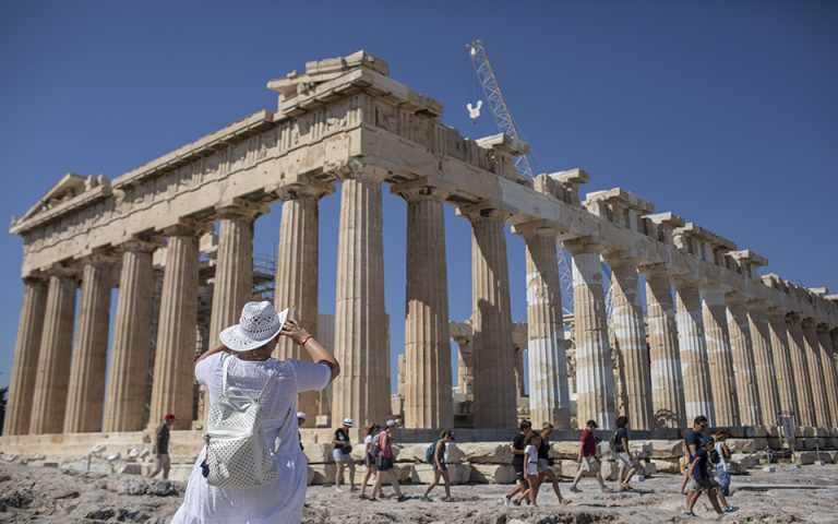 Πρώτη αγορά για την Thomas Cook η Ελλάδα – Για τη χώρα μας το 30% των κρατήσεων φέτος