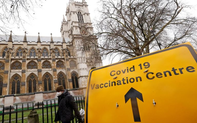 Βρετανία: Πάνω από 30 εκατ. έλαβαν την πρώτη δόση του εμβολίου