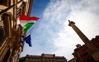 Υπ. Παιδείας Ιταλία: «Στις σχολικές τάξεις, οι περισσότεροι μαθητές πρέπει να είναι Ιταλοί»