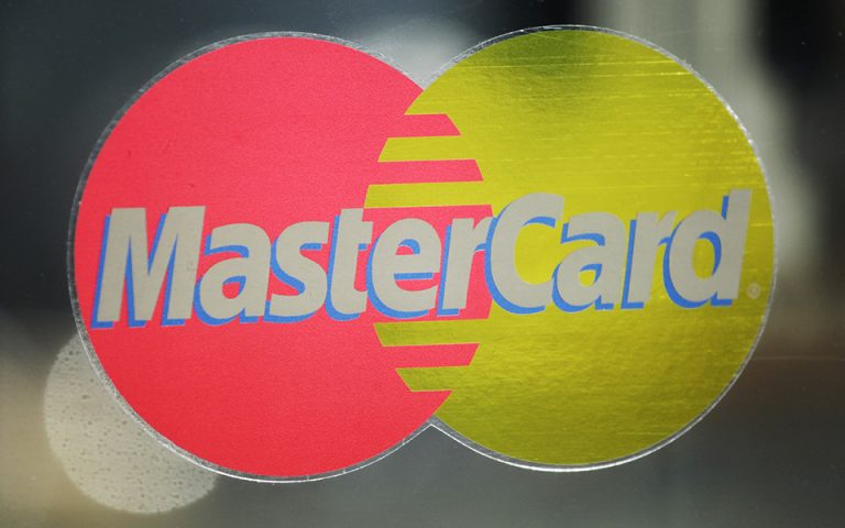 Mastercard: Ισχνή αύξηση των εσόδων το α΄ τρίμηνο του 2021 