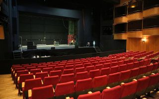 Κράτικα θέατρα: Αύξηση 159,6% στις παραστάσεις το 2022- Μείωση των επιχορηγήσεων