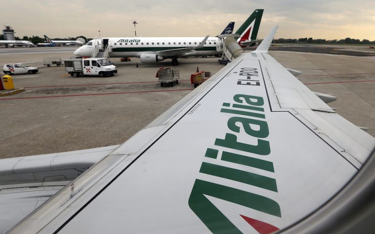 Κρίσιμη η επόμενη εβδομάδα για το μέλλον της Alitalia