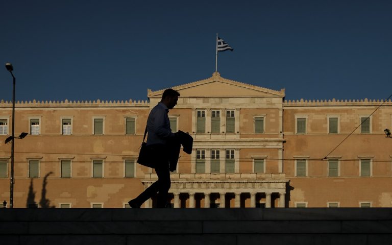 Αμυντική συμφωνία Ελλάδας – ΗΠΑ: Κατατέθηκε στη Βουλή – Ψηφίζεται την Πέμπτη 12 Μαΐου