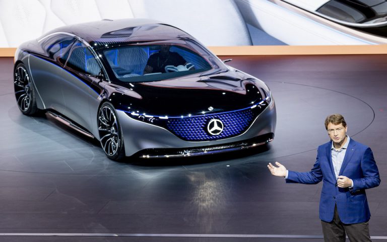 Ικανοποιητικά έσοδα από το νέο ηλεκτρικό αυτοκίνητο αναμένει η Daimler